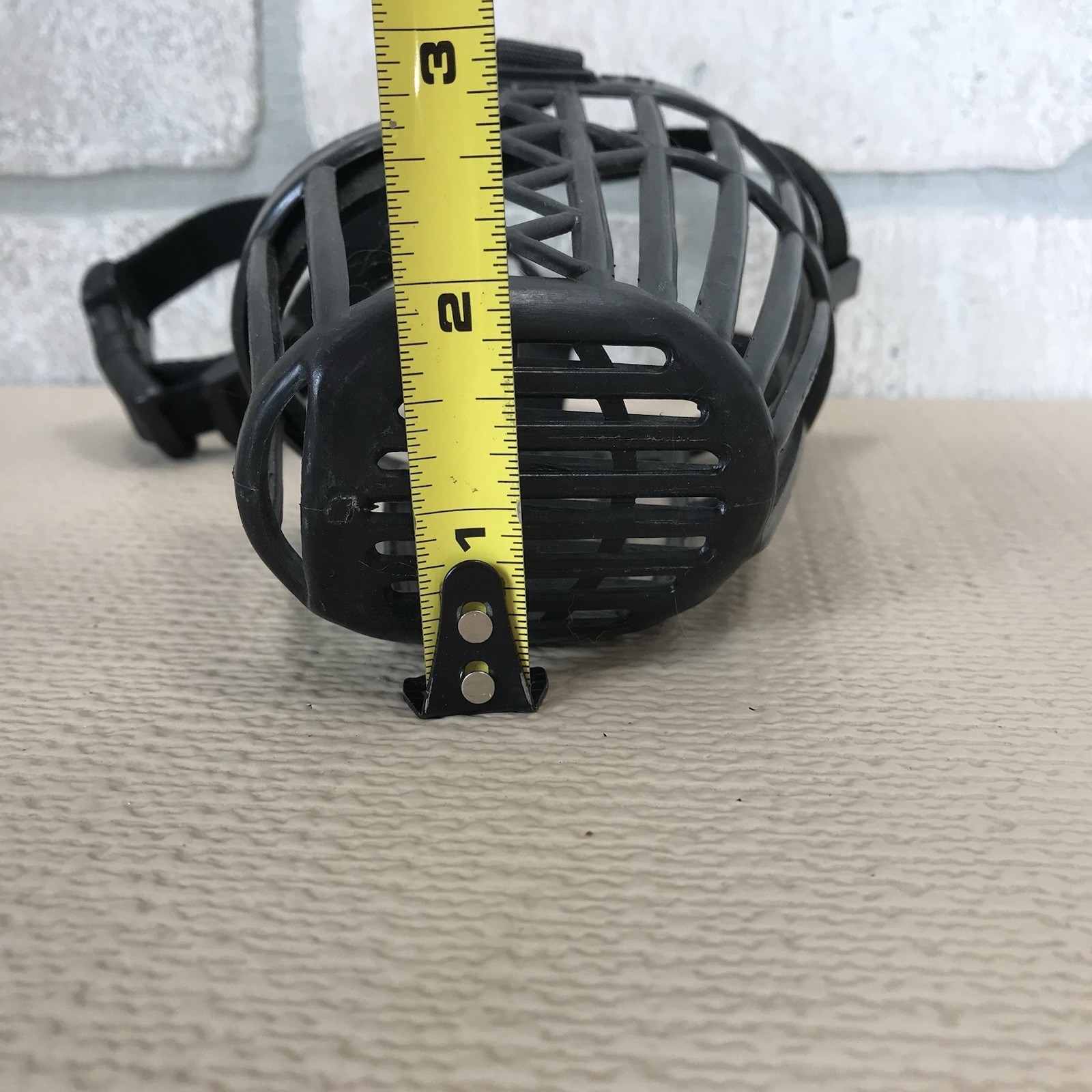 Dog Muzzle Basket Sz Medium Breathable Adjustable Plastic Black