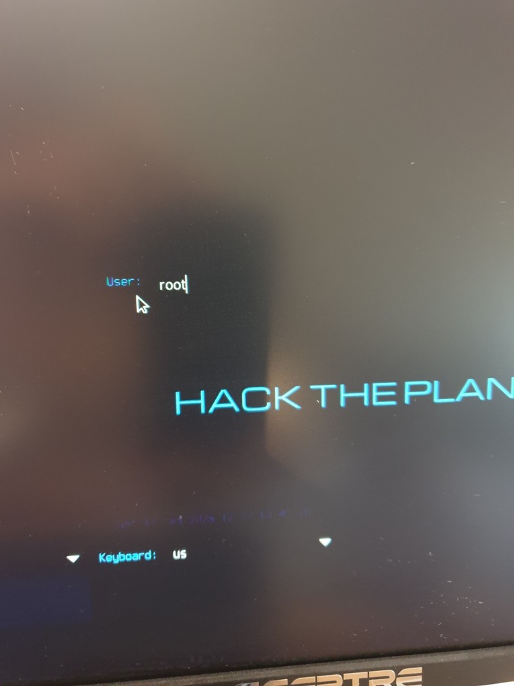 Linux BlackArch Full 2023.04 64-bit, Bootable Live and Install USB Flash Drive