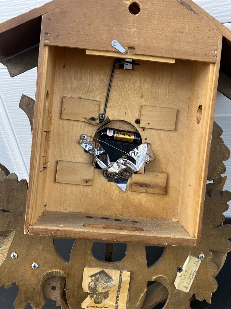 Vintage CUCKOO CLOCK READ DESCRIPTION