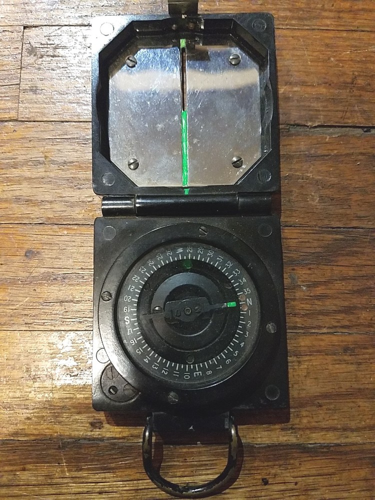 WW2 British/ Canadian Army Compass
