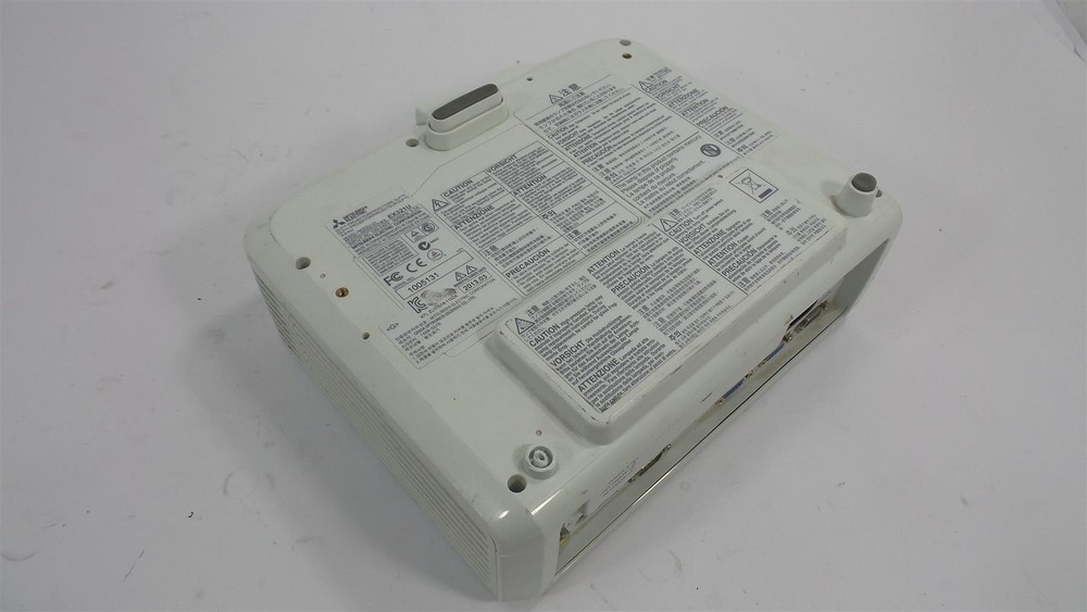 Mitsubishi EX321U DLP Projector - Good Working - No Remote