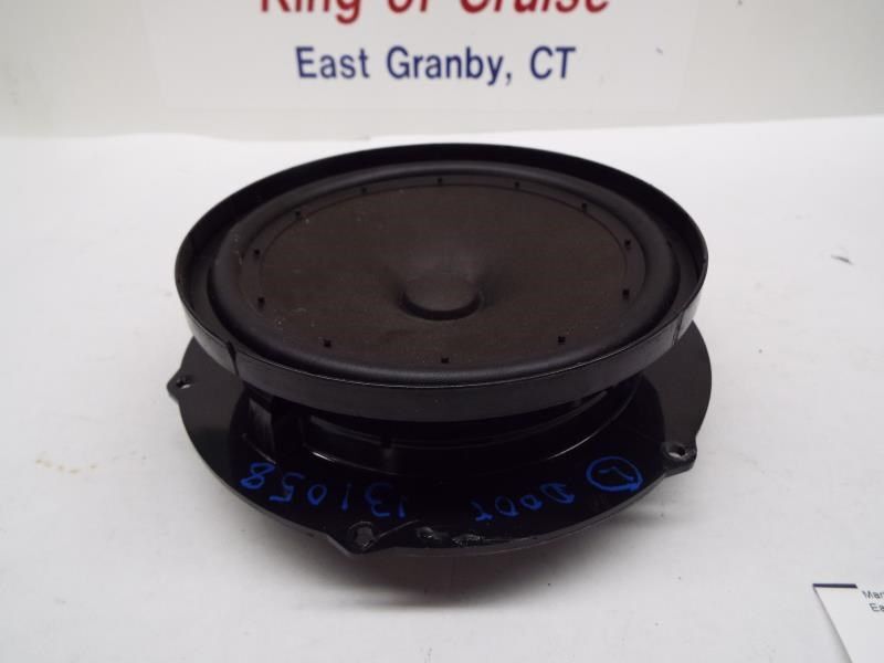 08 VW RABBIT SPEAKER 128525