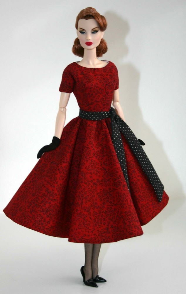 Going Shopping Doll Clothes Sewing Pattern for FR East 59th Integrity Dolls