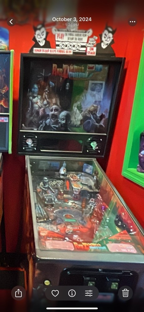 Rob Zombie Pinball Machine, Plus Toper