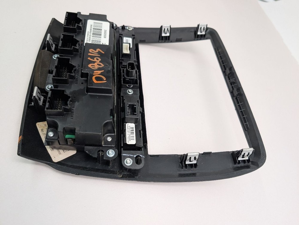 Used A/C Selector Switch fits: 2012 Buick Enclave front automatic opt CJ2 Grade