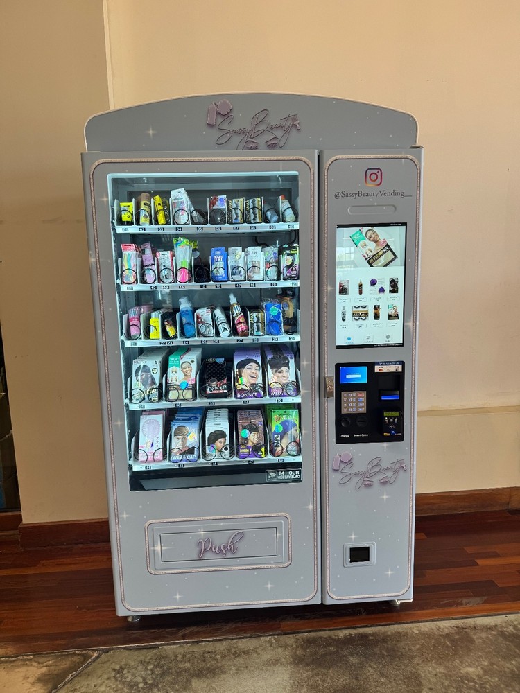 Smart vending machines (touchscreen)for sale