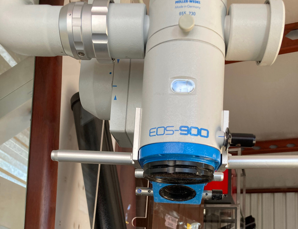 Moller Wedel Microscope FS3000 with an EOS900 head- used