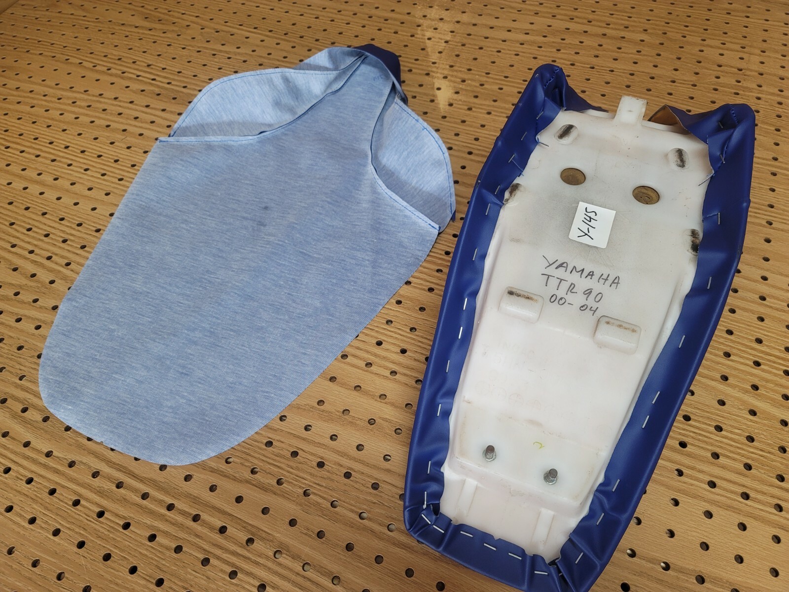 YAMAHA TTR90 SEAT COVER 2000 TO 2004 MODEL SEAT COVER (BLUE) (Y+-145)