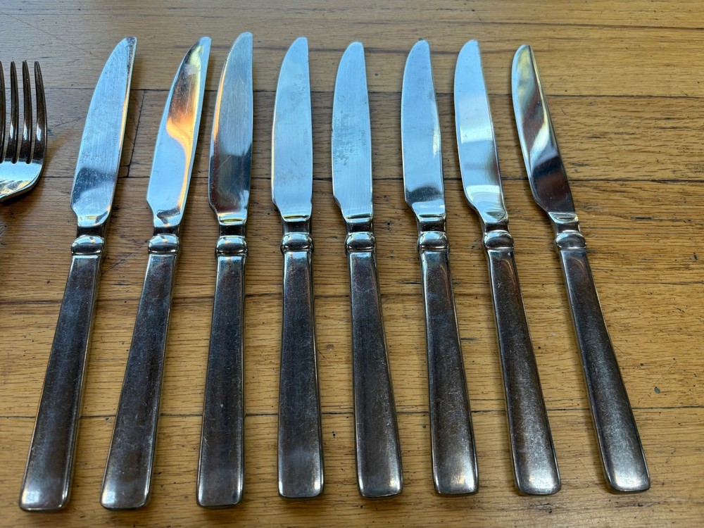 Vintage Oneida ATTALIA Pattern 35-Pc Flatware Set Stainless 18/0 Replacement