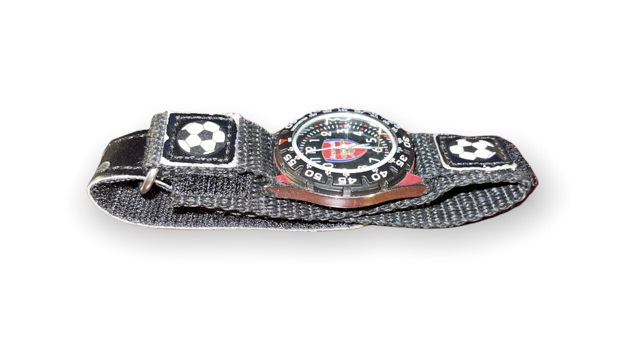 Arsenal Mens Soccer Club Souvenir Watch Black