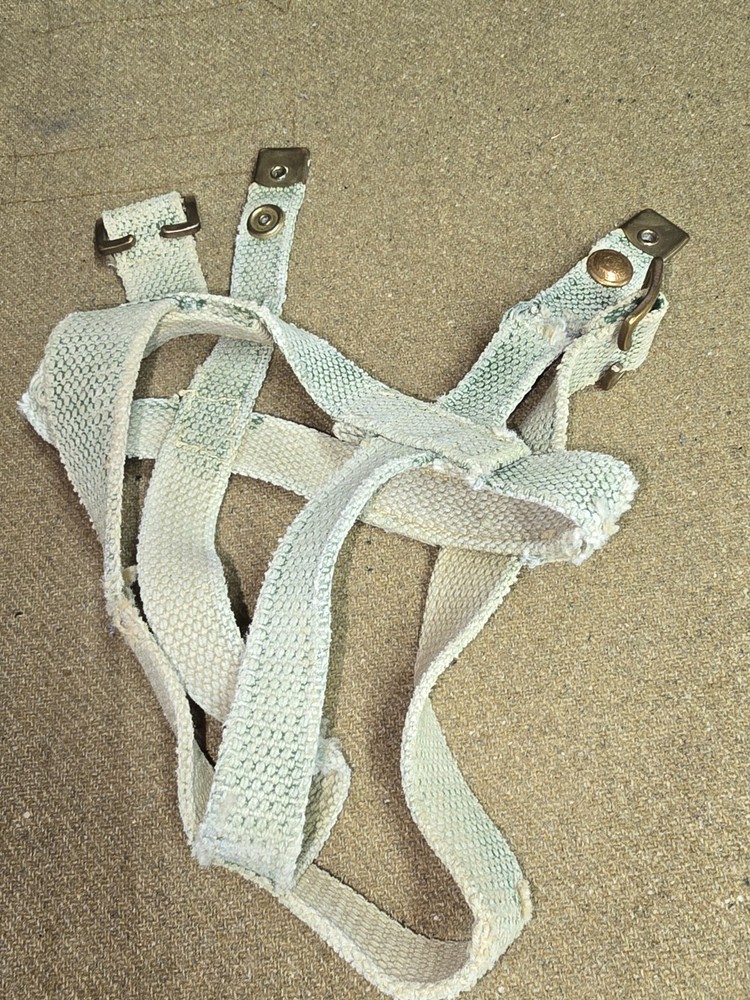 British Pattern 37 Canteen Carrier #3