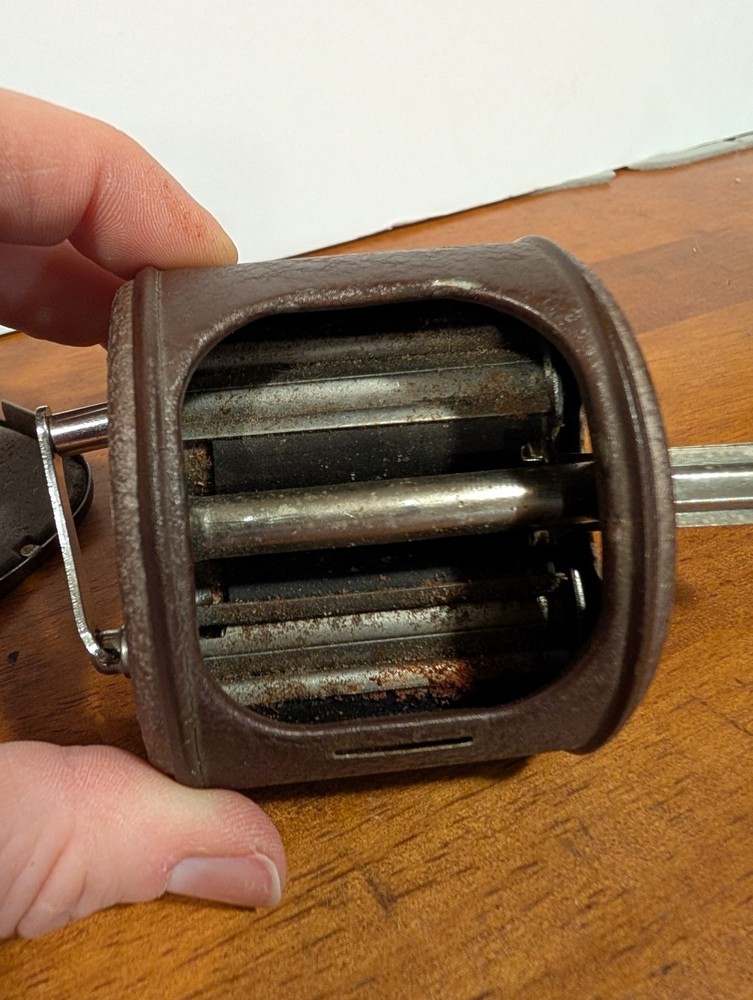 Vintage Razor Blade Sharpener Stropper Metal Crank Handle - Display Only!