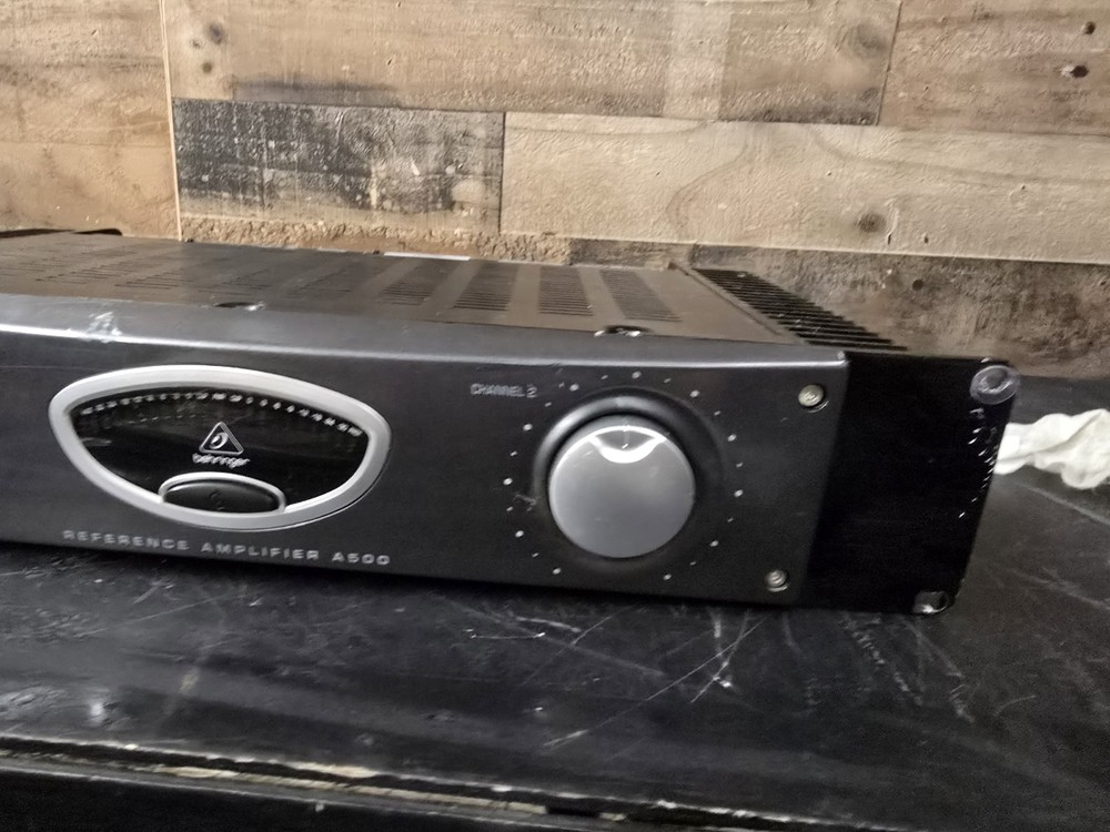 Behringer A500 Professional 500W Reference Class Studio Power Amplifier