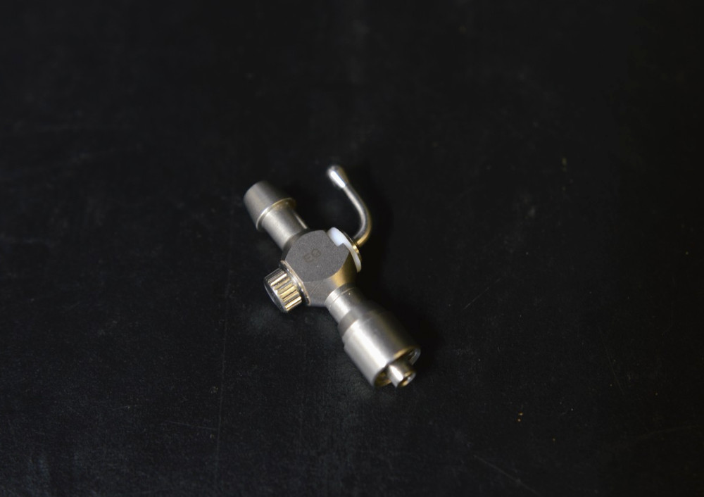Olympus 75U Universal Luer-Lok Stopcock