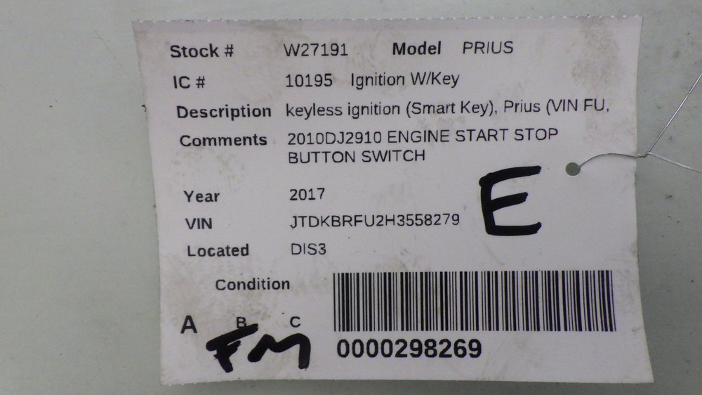 17 TOYOTA PRIUS Ignition W/Key