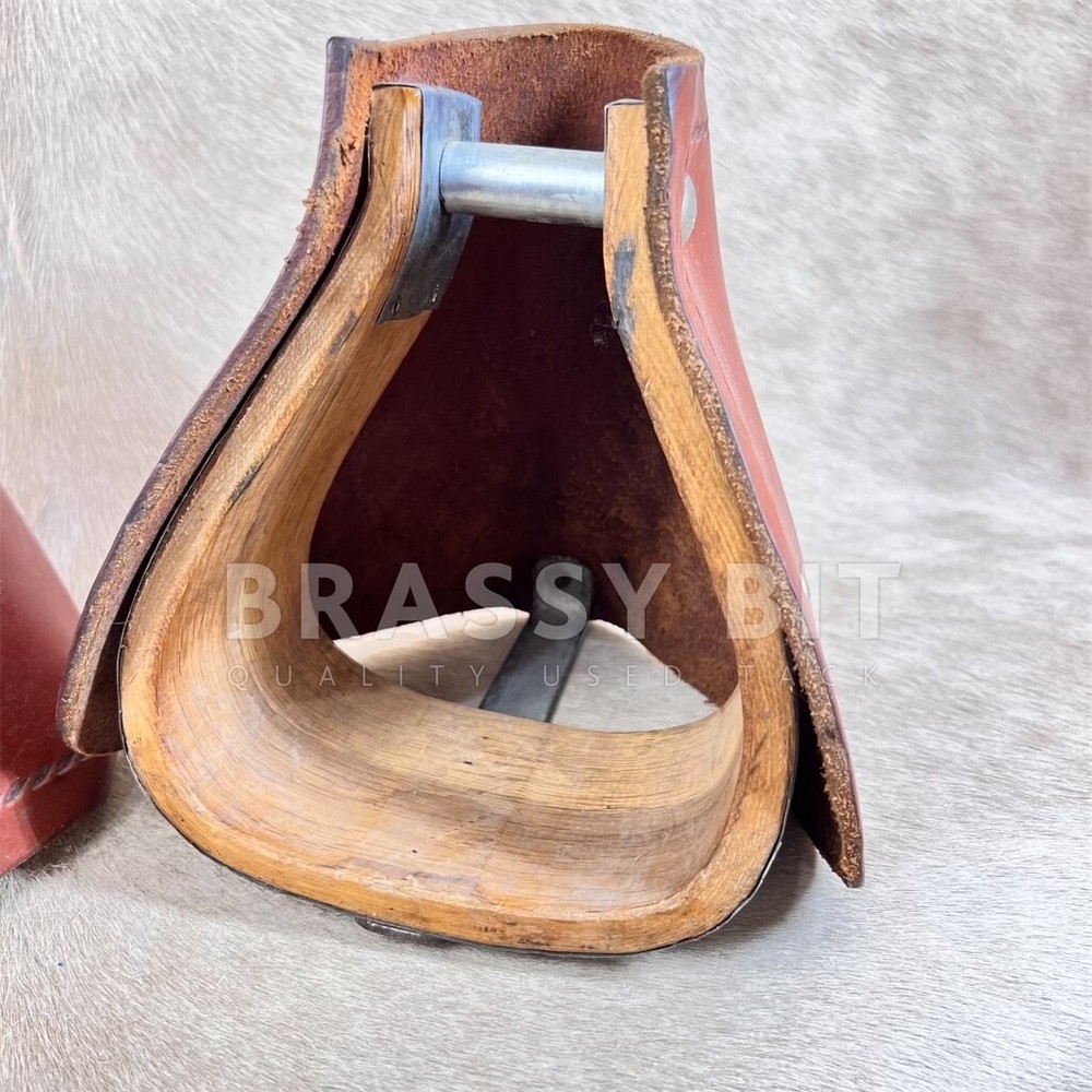 Custom Tapaderos on Oak Stirrups