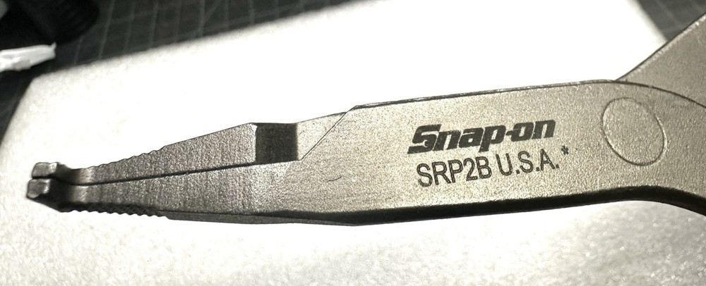 Like new - Snap On SRP2B 90° Tip High Leverage Transmission Snap Ring Pliers