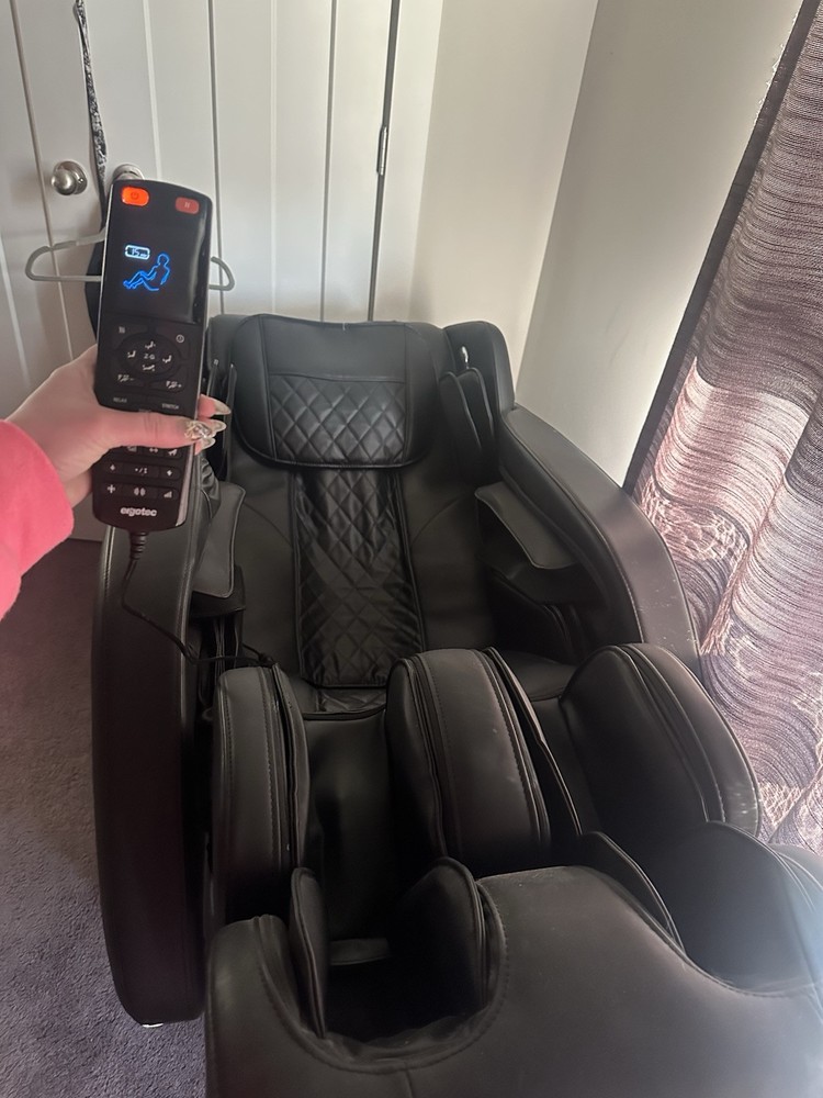 Zero Gravity Full Body Massage Chair