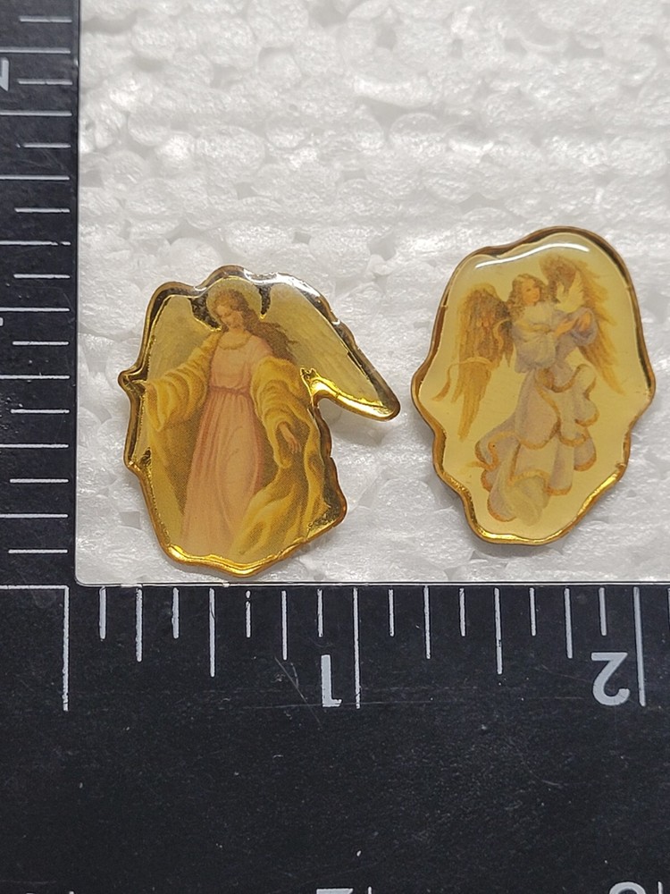 2 ANGEL HAT LAPEL PIN PIN BACK USED (EE3122)