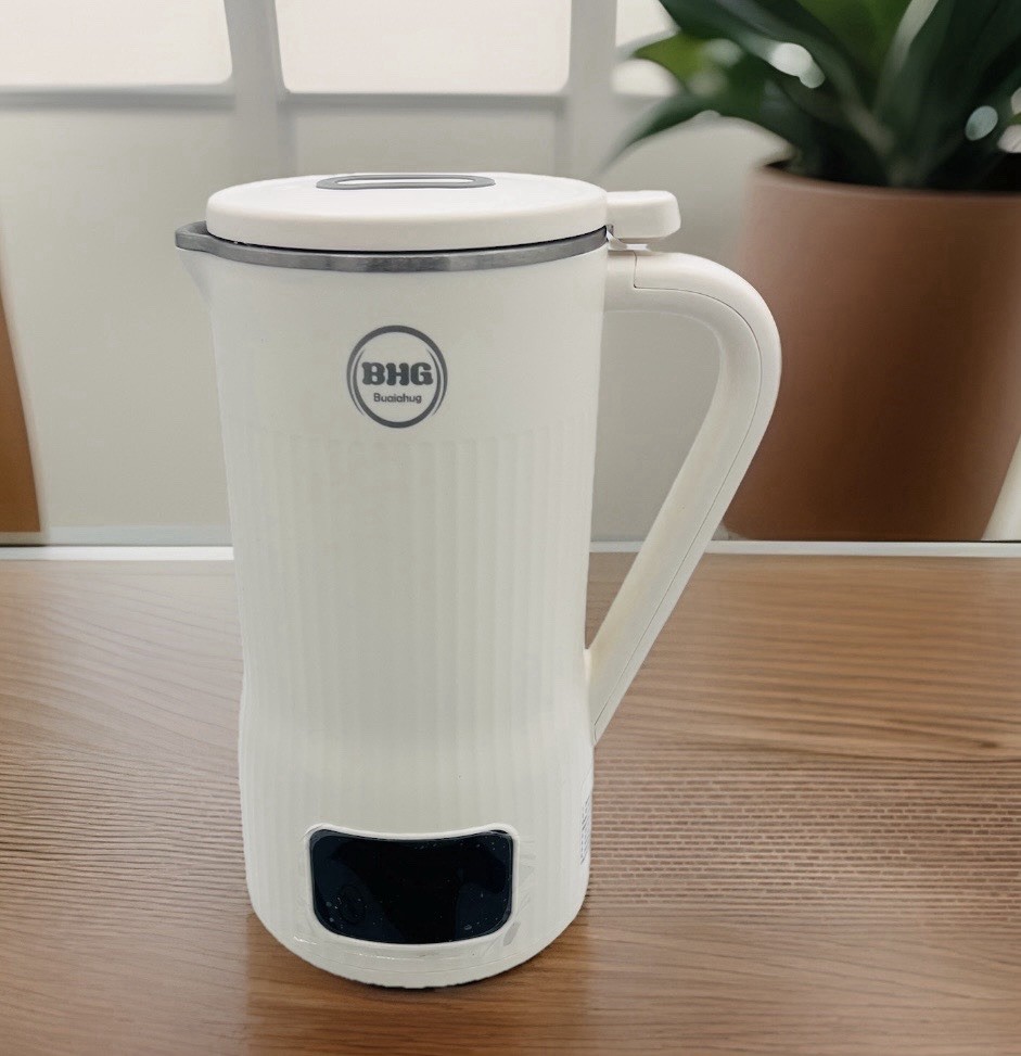 20oz Nut Milk Maker Machine ~ Multi-Functional Automatic w/ 10 Blades