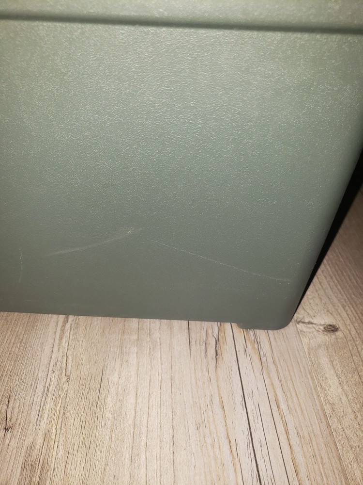 Cabelas Utility Box Green