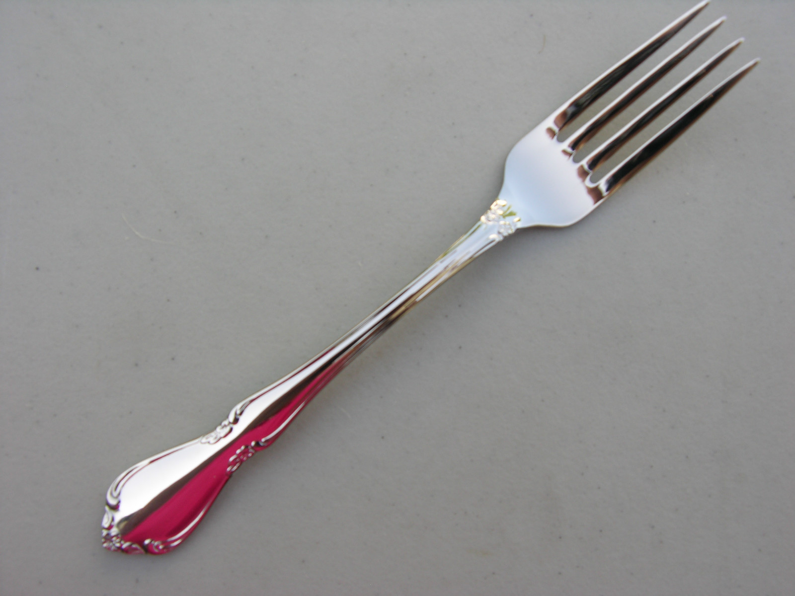 6 ONEIDA CHATEAU DINNER FORKS 18/8 S/S  FREE SHIP US ONLY