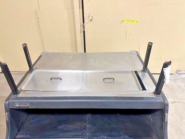 "STRUCTURAL CONCEPTS Q2447 B" ELECTRIC 1 PH REFRIGERATED LIGHTED DISPLAY CASE