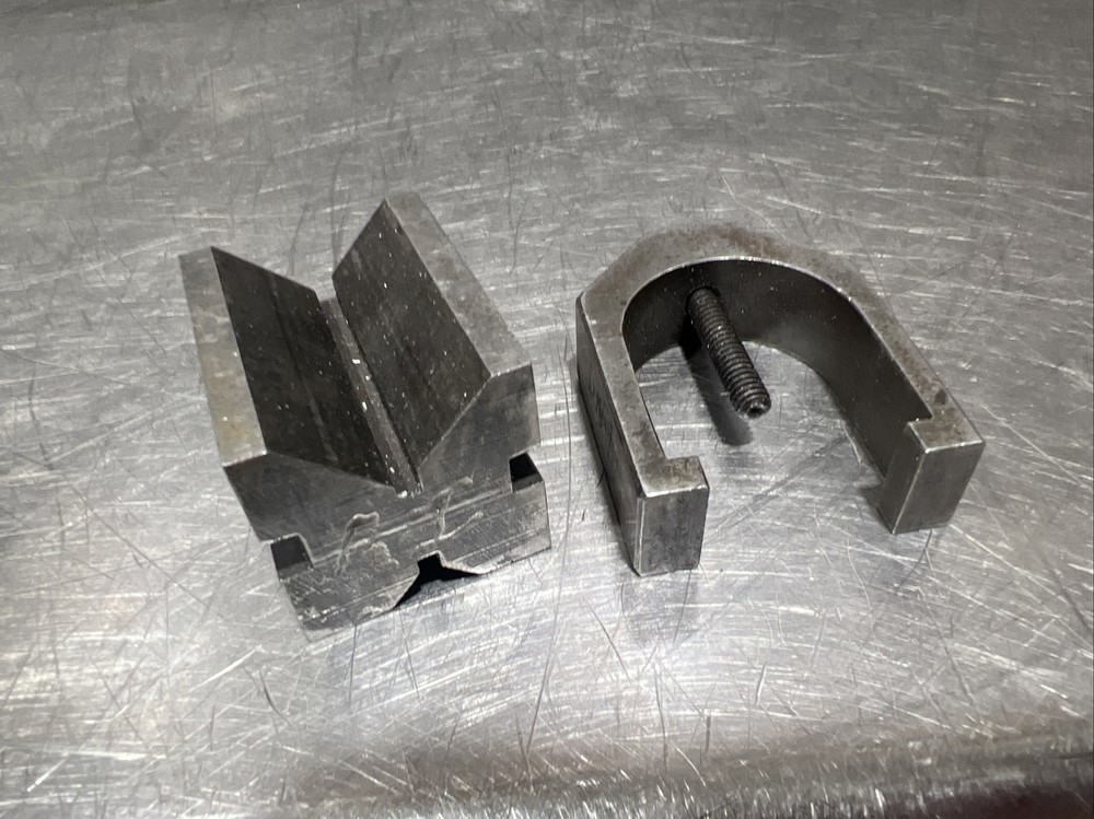 MACHINIST V-BLOCK & Clamp. Used Surplus