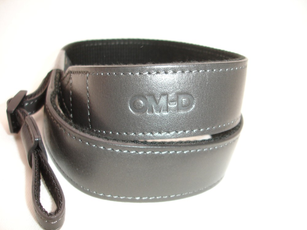 OLYMPUS OM-D Camera leather strap