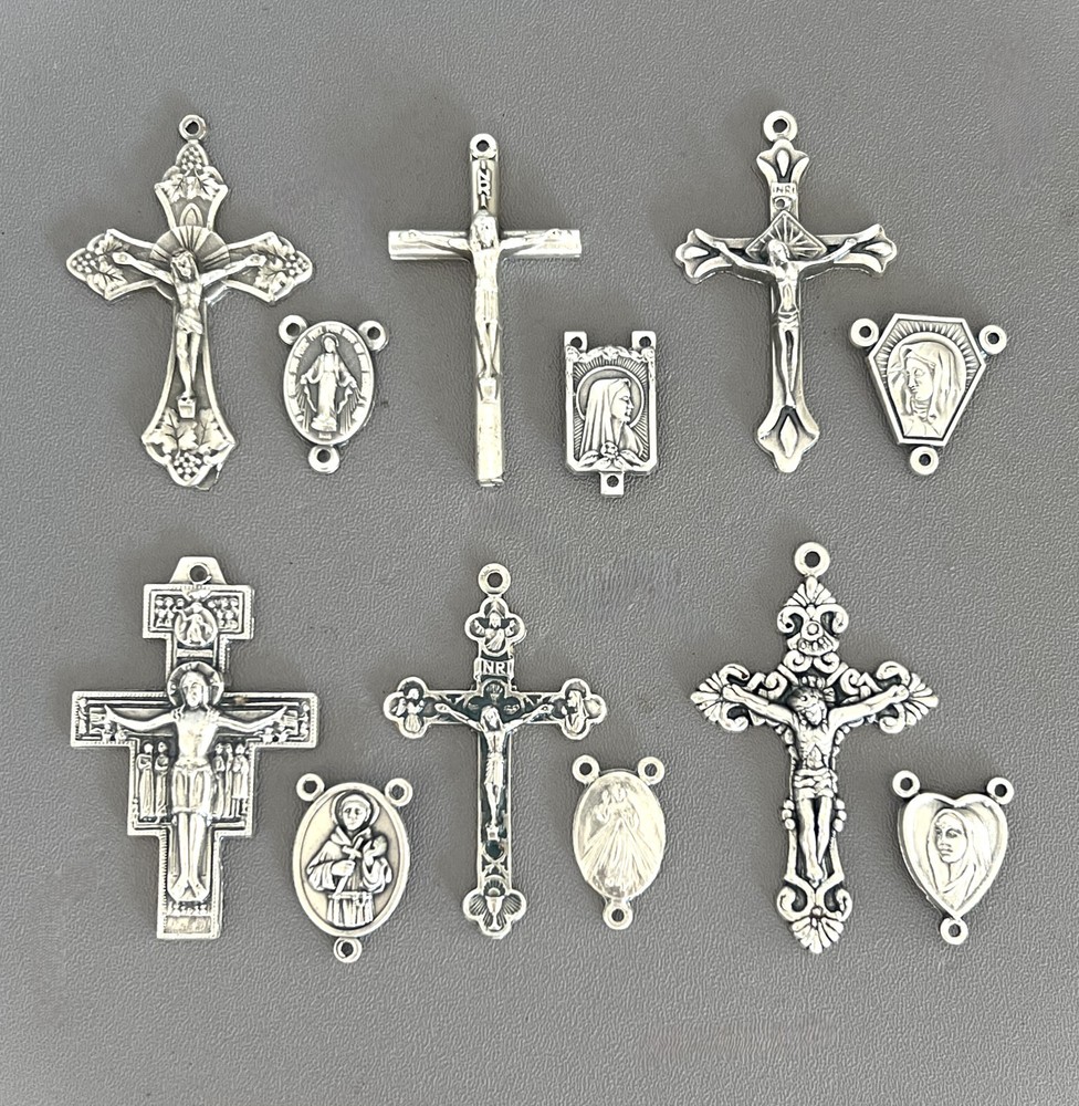 12 Crucifixes & Rosary Centers Make ITALY Rosaries Part Centerpieces S112 SET B*