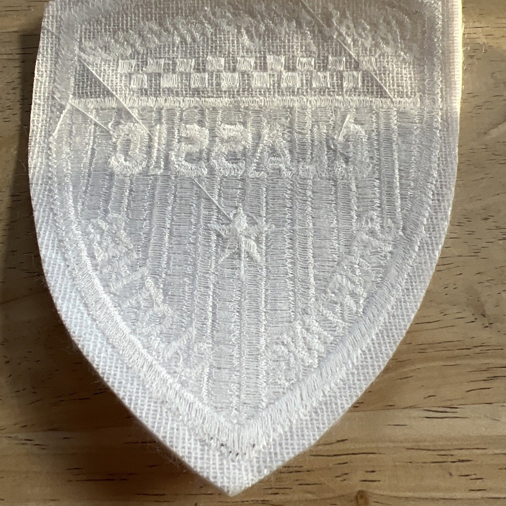 VTG BEST PERFORMANCE CLASSIC SPORTING CLOTHES WHITE PATCH NEW