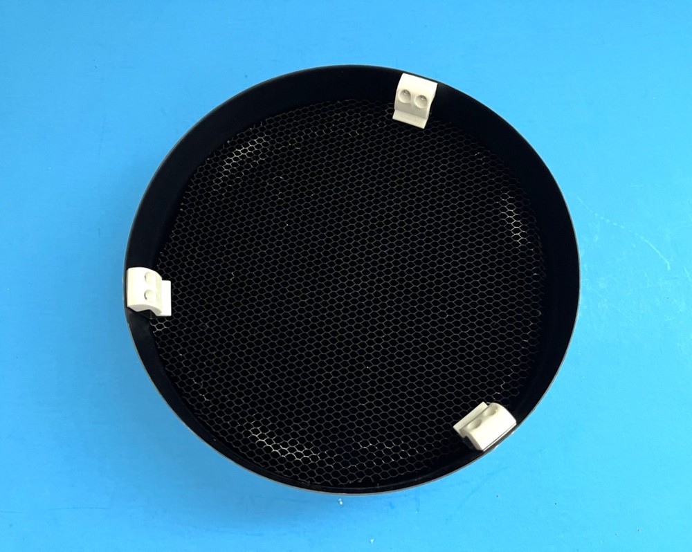 Honeycomb Grid Attachment for 7" Reflectors