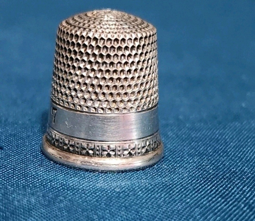 Antique Simons Bros Co Sterling Silver Thimble Size 7