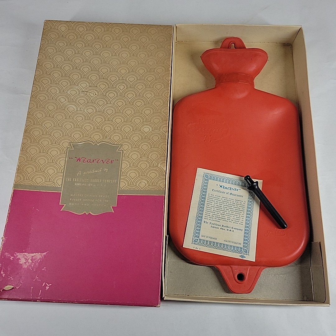 VTG Wearever Combination Hot Water Bottle & Syringe Red 452 45 Size 2 USA Prop