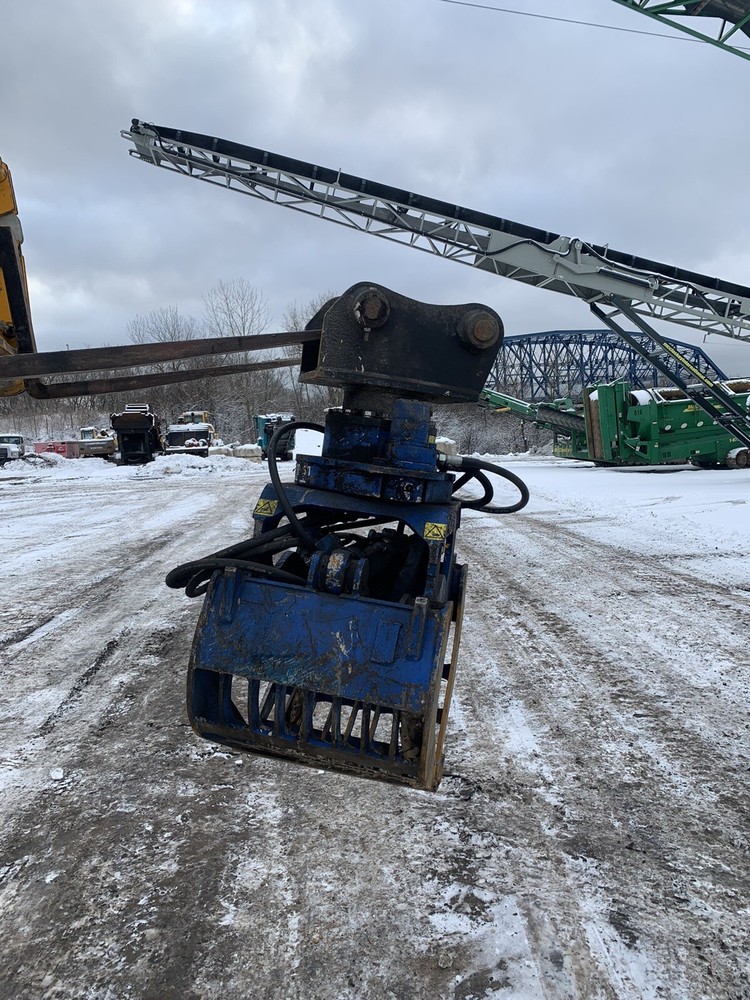 cat 308 eexcavator Demolation/sorting Grapple