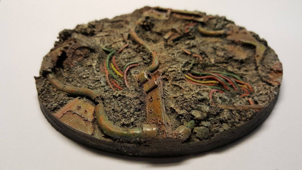 120x95mm LARGE OVAL RESIN BASE SCRAP YARD