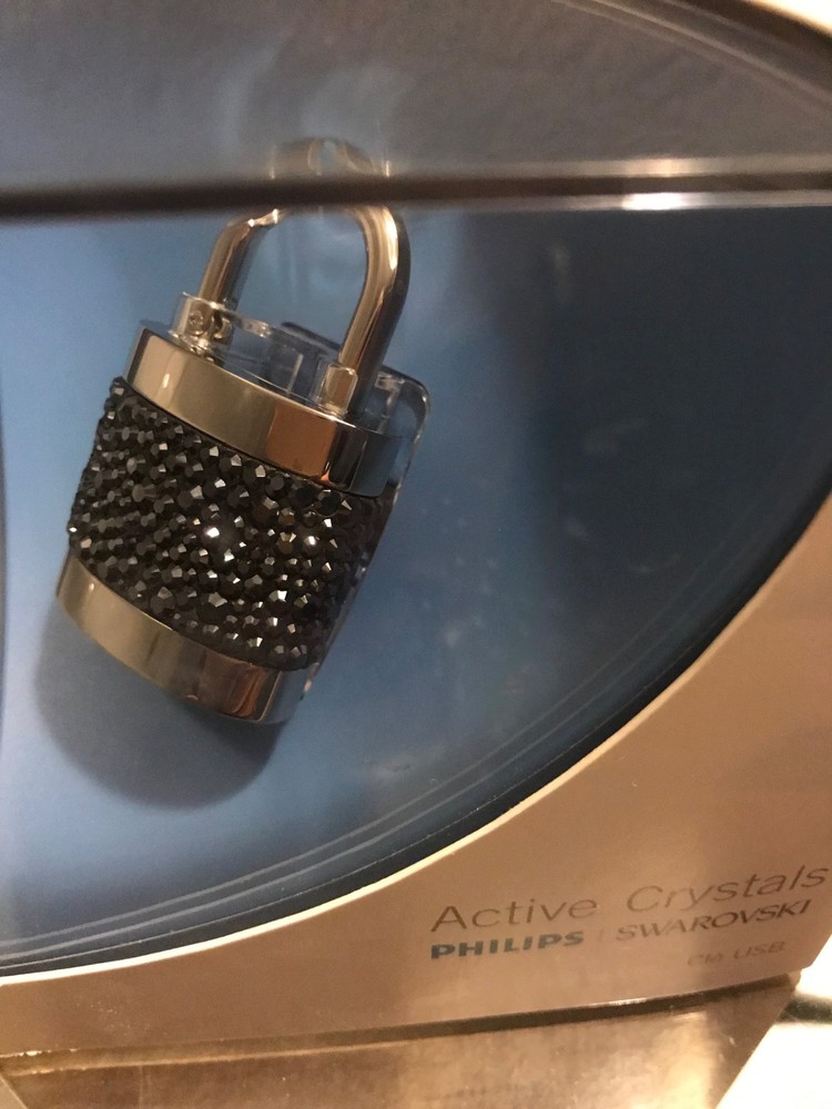 Swarovski Lock Out Jet Hematite USB Memory Key 959369