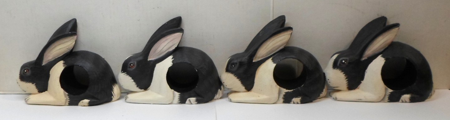 Set 4 Vintage DUTCH BUNNY RABBIT NAPKIN RINGS Carved & Painted Wood Black White