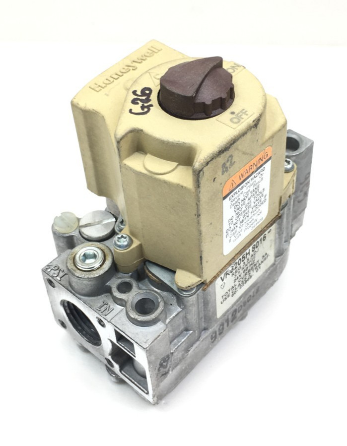 Honeywell VR8205H8016  HVAC Furnace Gas Valve Rheem Ruud 60-22866-01 used #G26