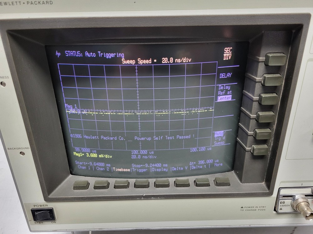 Hewlett-Packard 54110D Digitizing Oscilloscope Parts (Powers On, Untested)