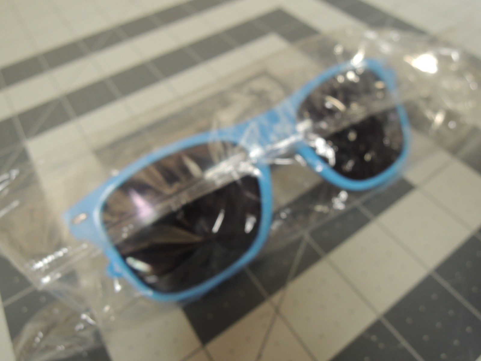Genuine Smurfs Blue Promotional Sunglasses - NEW IN PACKAGE
