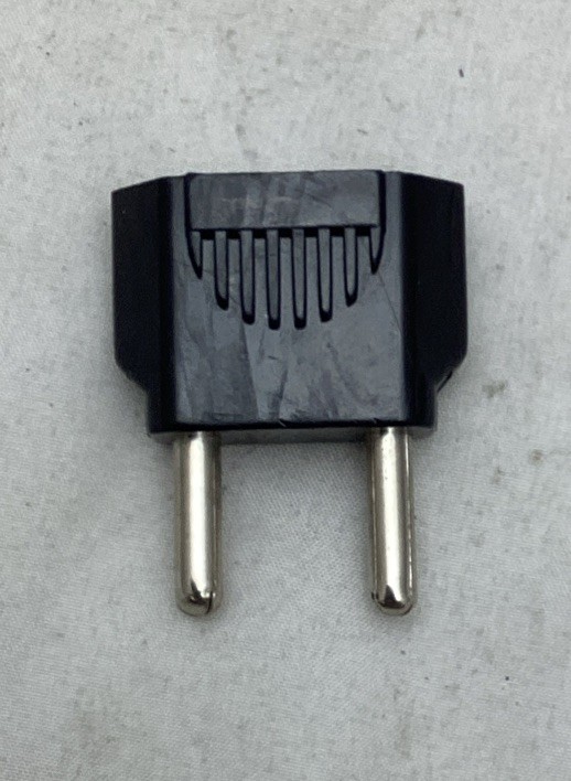 Sony Data Projector w/Remote Control, Cable, and carry case VPL-CS5 Ser. 49358