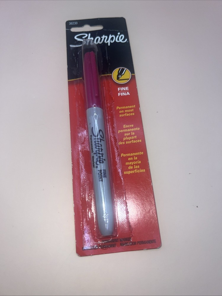 Sharpie Permanent Marker, Fine Point, Berry Ink, 1-Count 2006
