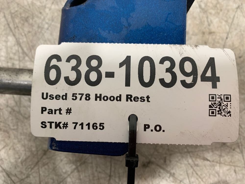 2013 Peterbilt 587 Hood Rest (638-10394)