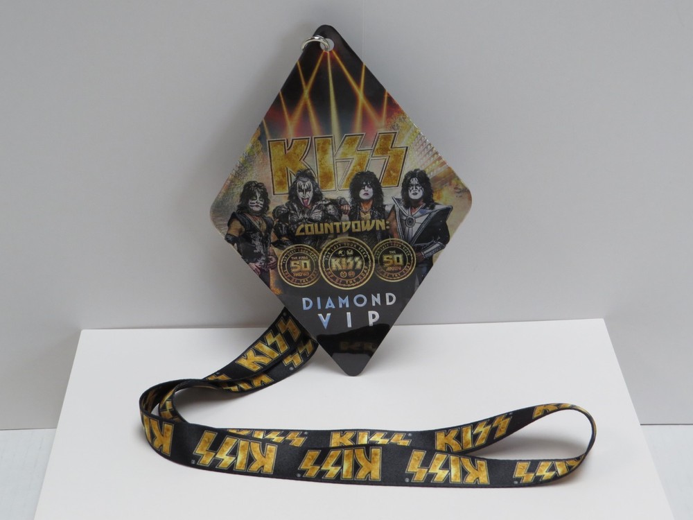 KISS END OF THE ROAD DIAMOND VIP LAMINATE WITH LANYARD - SIMMONS STANLEY SINGER