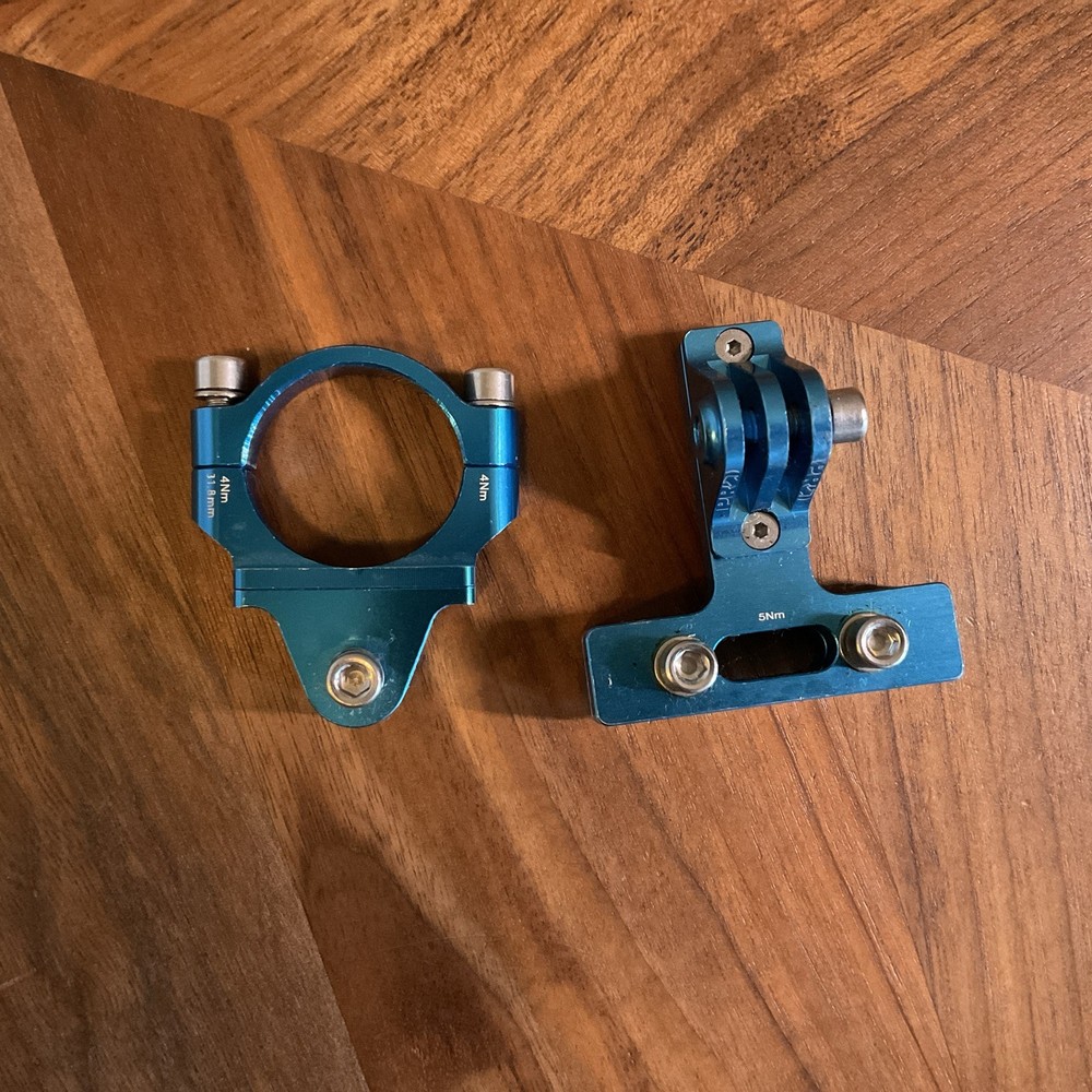 Shimano Sport Camera CM-2000 W/ Mounts Used