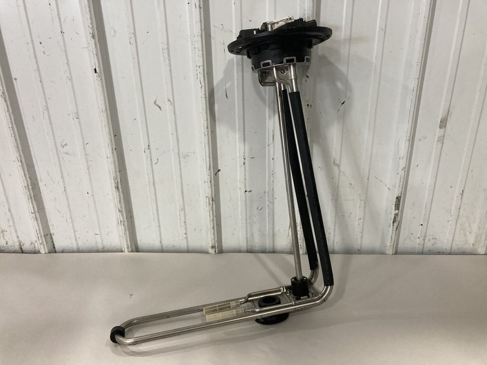 Freightliner CASCADIA Left/Driver DEF Sensor - Used | P/N 0430798000