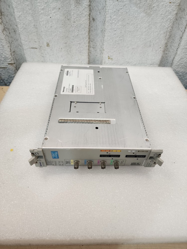 Tektronix TLA7AA2 68 Channel Logic Analyzer Module Unit 2