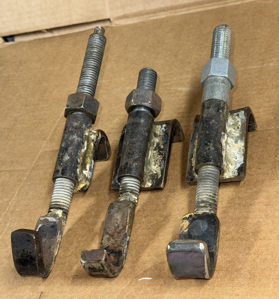 3 PC McPherson Strut Coil Spring Retainers