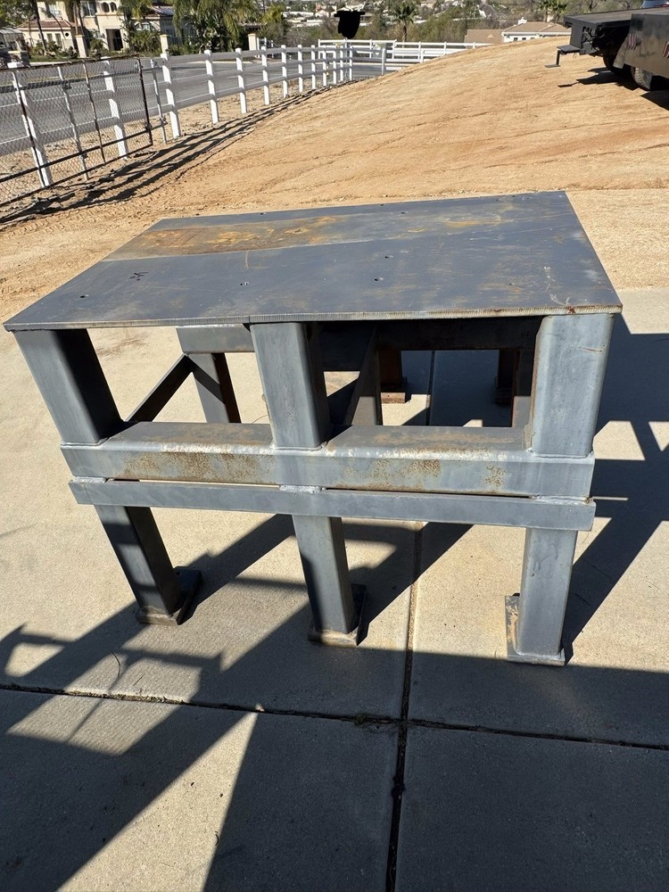 52x42" welding table